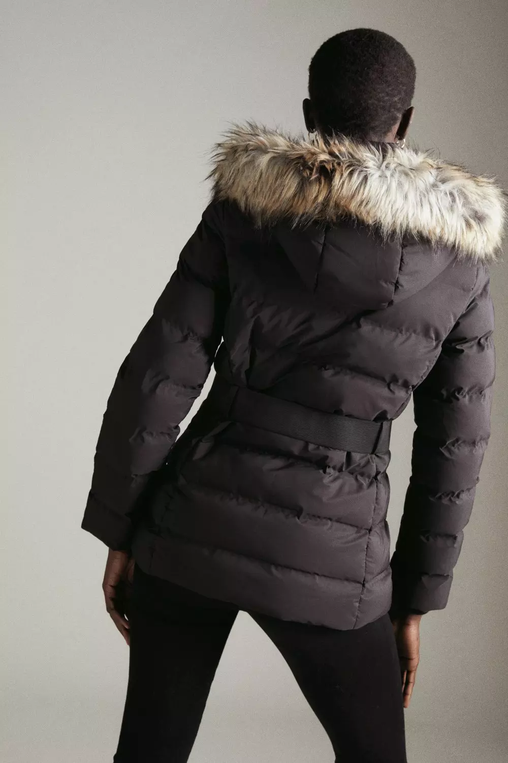 Karen millen padded coat with fur trim hotsell