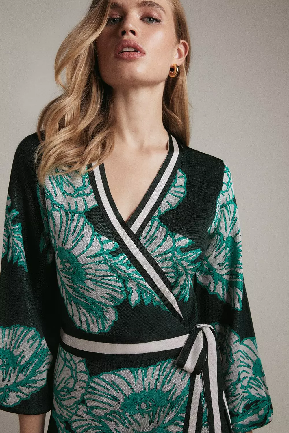 Wrap dress green floral sales
