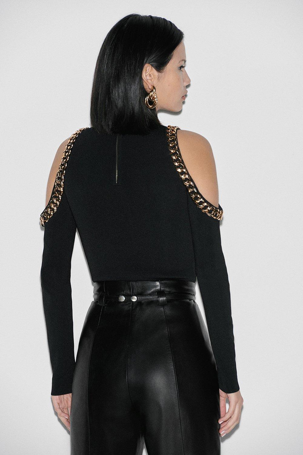 black-label-chain-detail-cold-