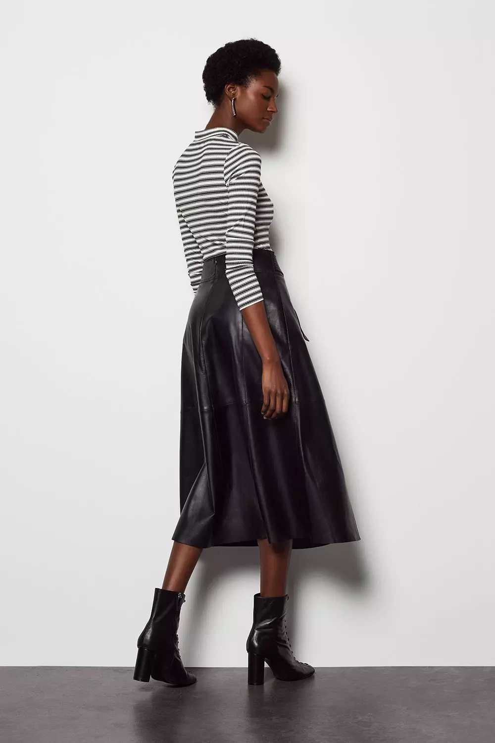 【EEUN】Leather Midi Skirt Veena Skirt – Cinq à Sept