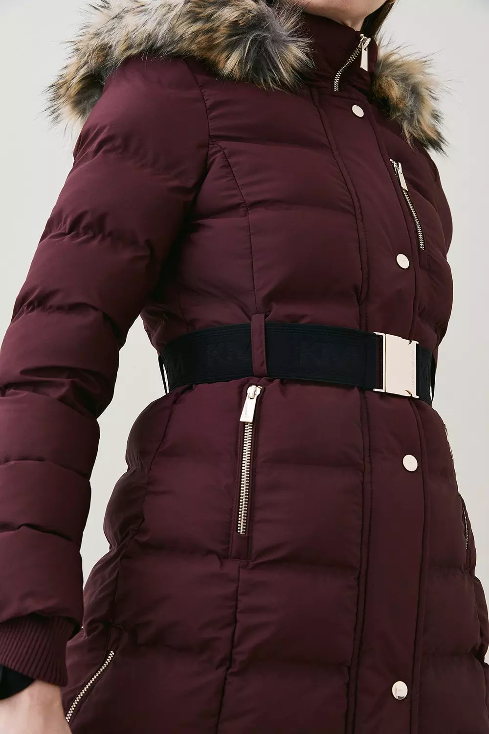 Fur hood coat with belt clearance