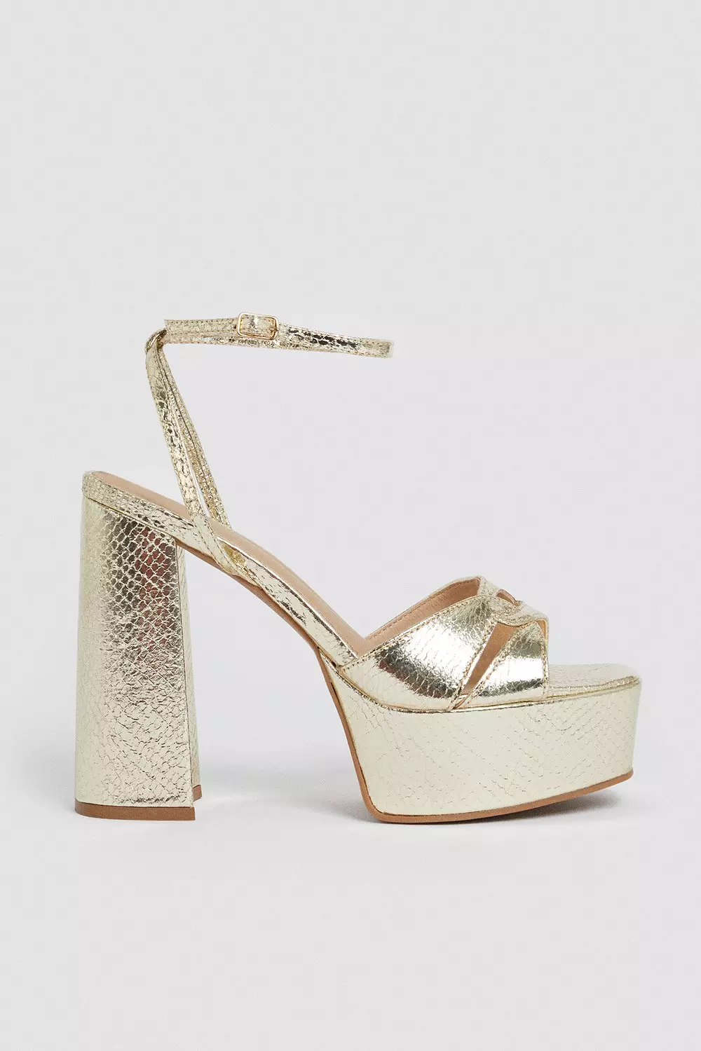【KAREN MILLEN】ゴールドシェルステートメントブレスレット Metallic Platform Sandal | Karen Millen