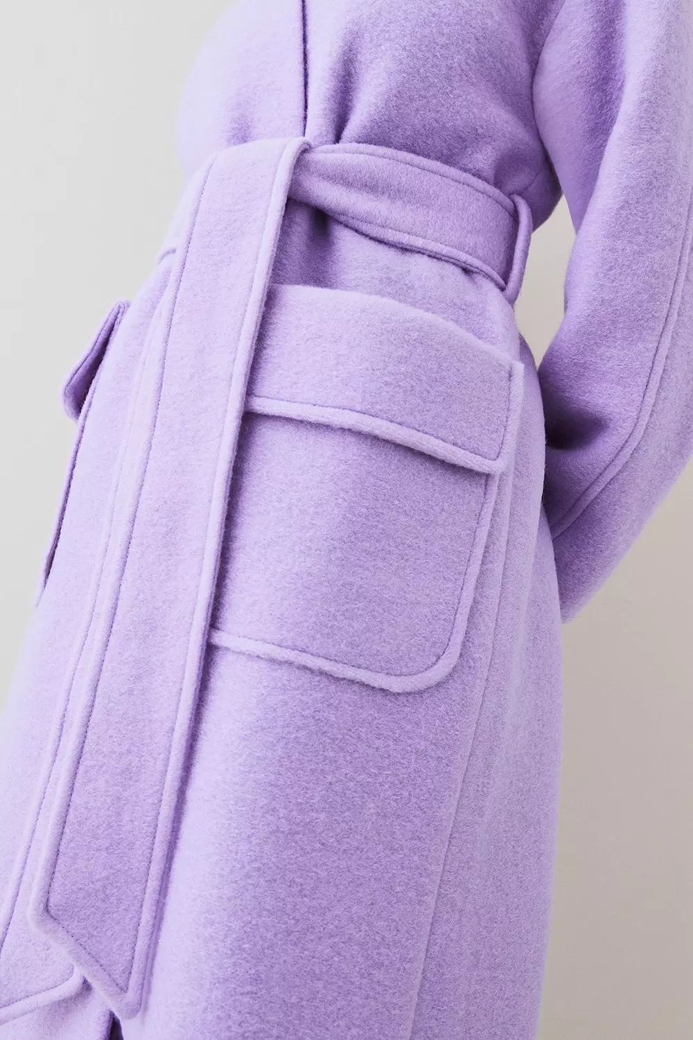 日本未入荷★Karen Millen 襟付き無地イタリアンウールコート Karen Millen(カレンミレン) コート(レディース) - 海外通販のBUYMA