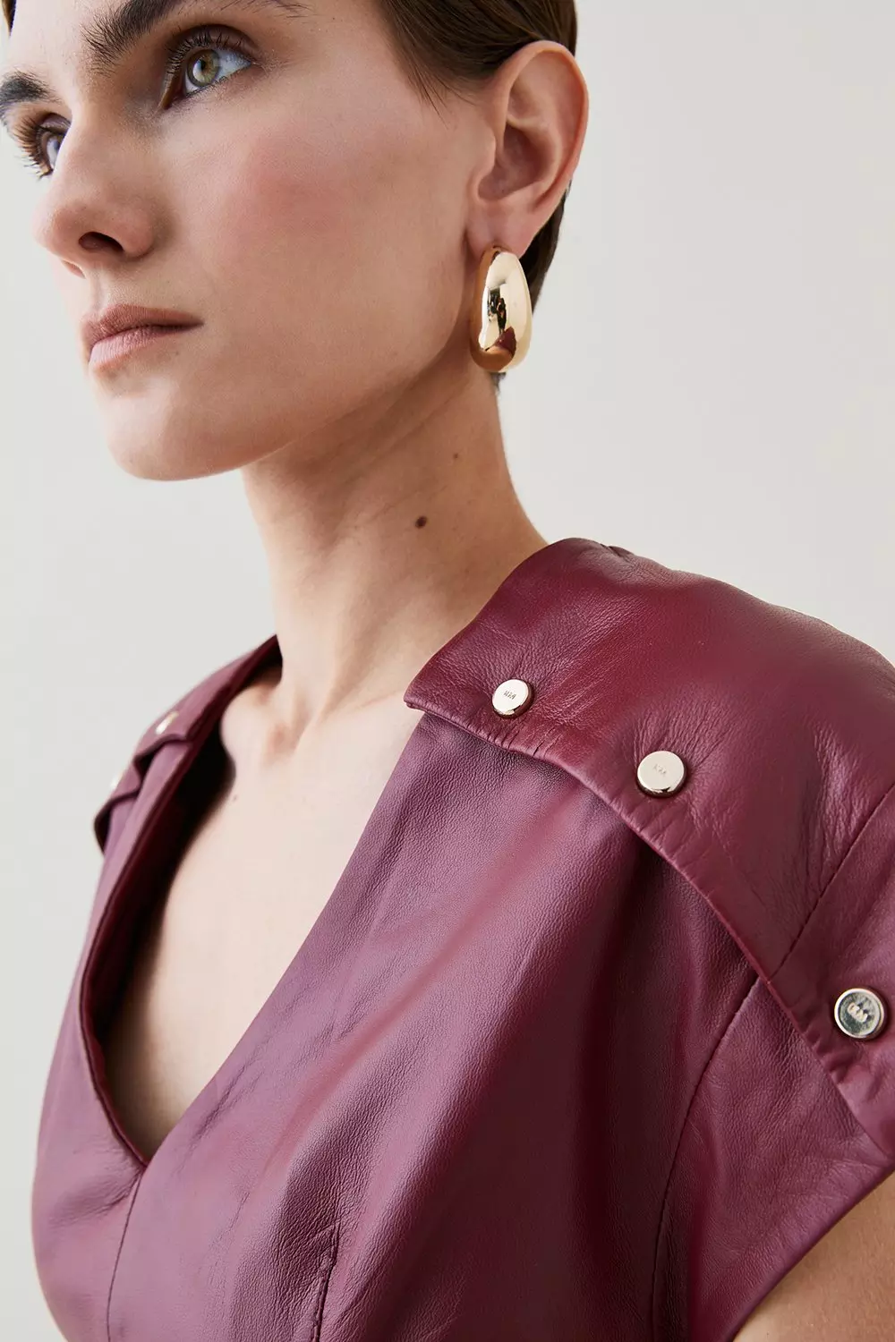 Berry Leather Button Detail Shoulder Belted Midi Pencil Dress alternative image