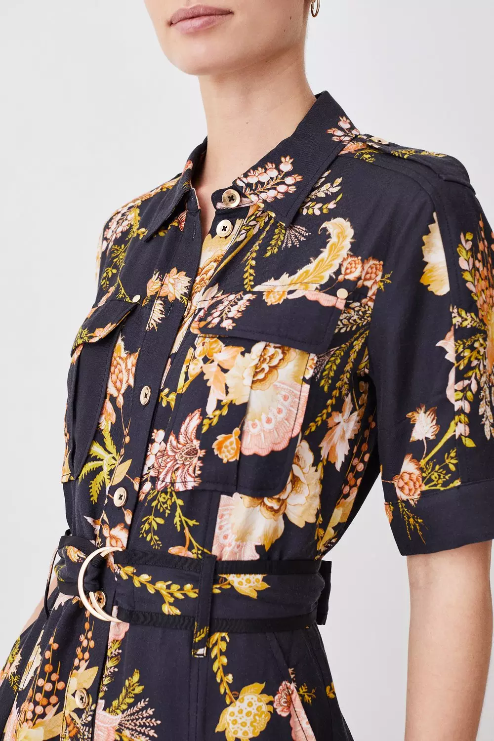 【美品】LIten ♡FLEUR T-shirt Jodifl Velvet Floral Print Top in Forest Green – June Adel