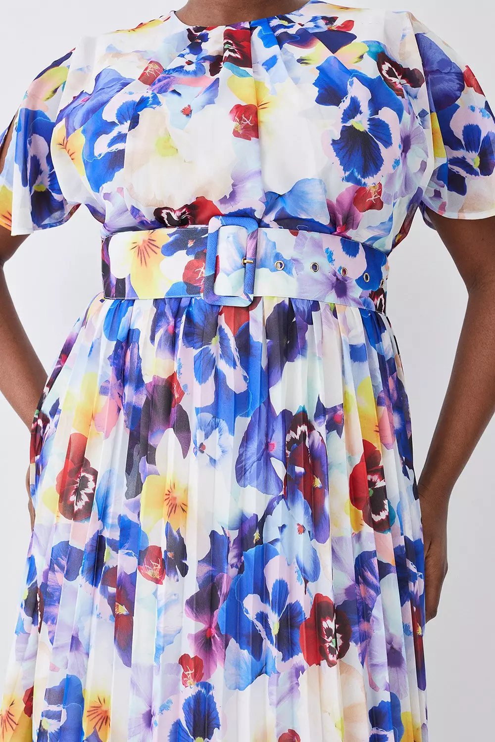 Plus Size Floral Georgette Pleated Belted Woven Midi Dress alternative image
