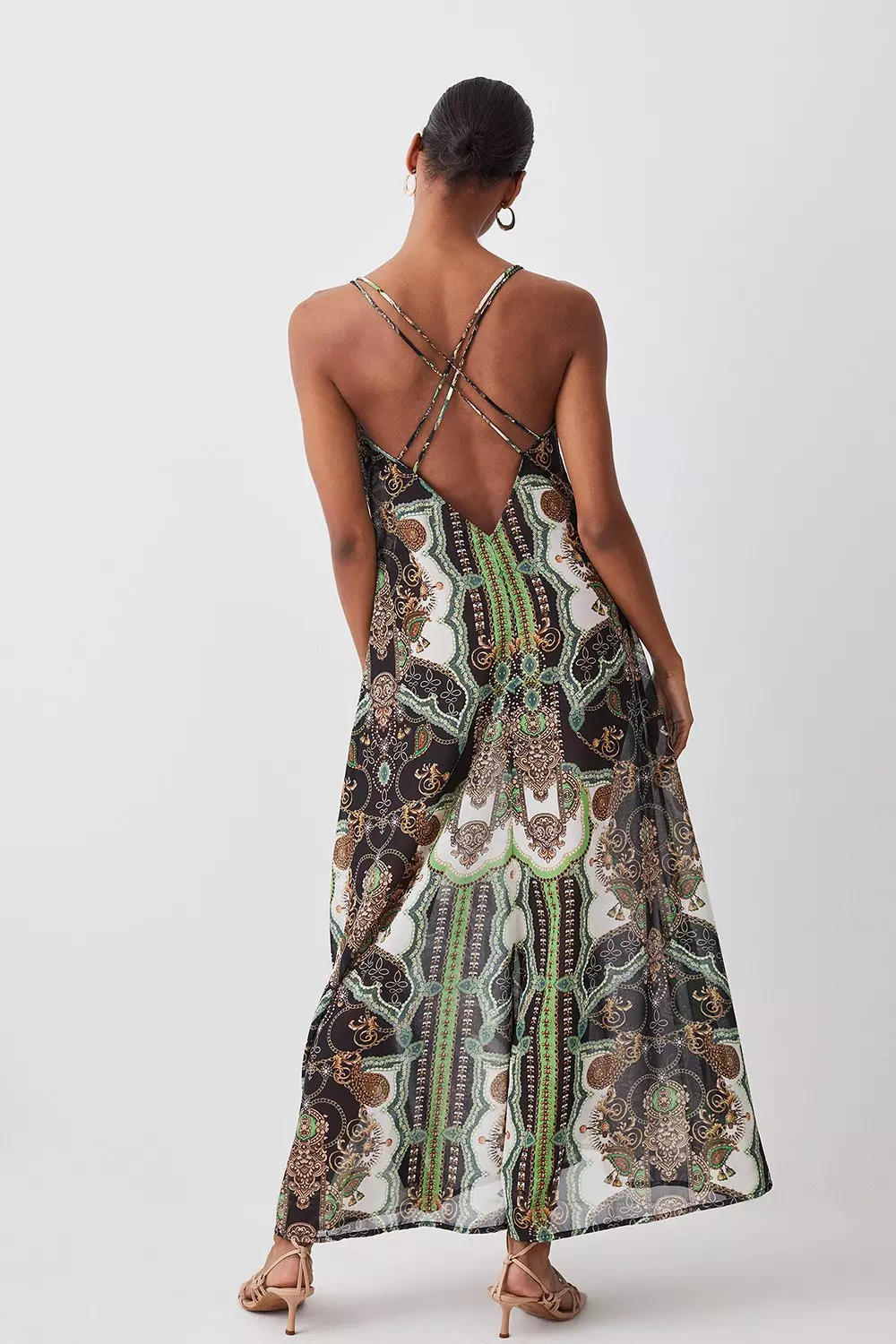 Karen Millen ペティートビーチフリンジ ホルターネックドレス Placed Print Embellished Strappy Beach Maxi Dress | Karen Millen