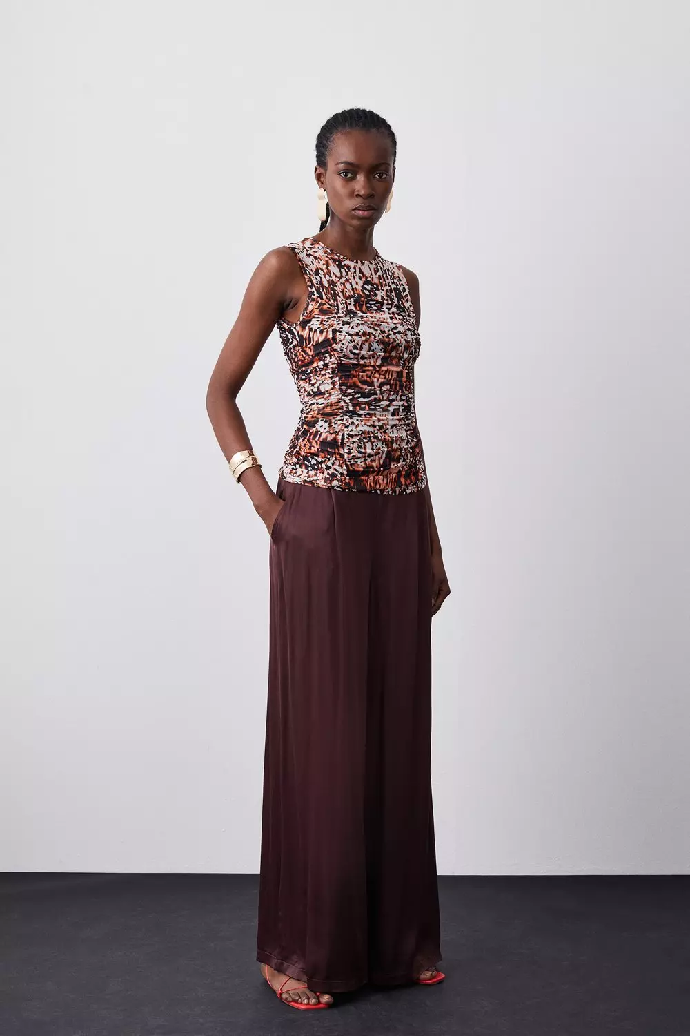 Leopard Print Mesh Ruched Jersey Top alternative image