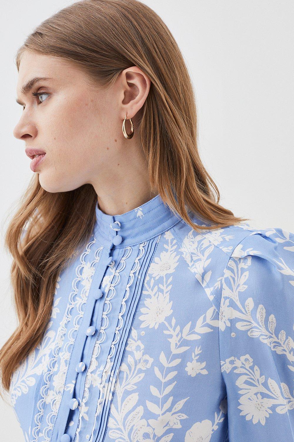 み★bluelea Embroidery jacquard blouse 3/4 Embroidered Jacquard Blouse - Mid Blue – Edgars