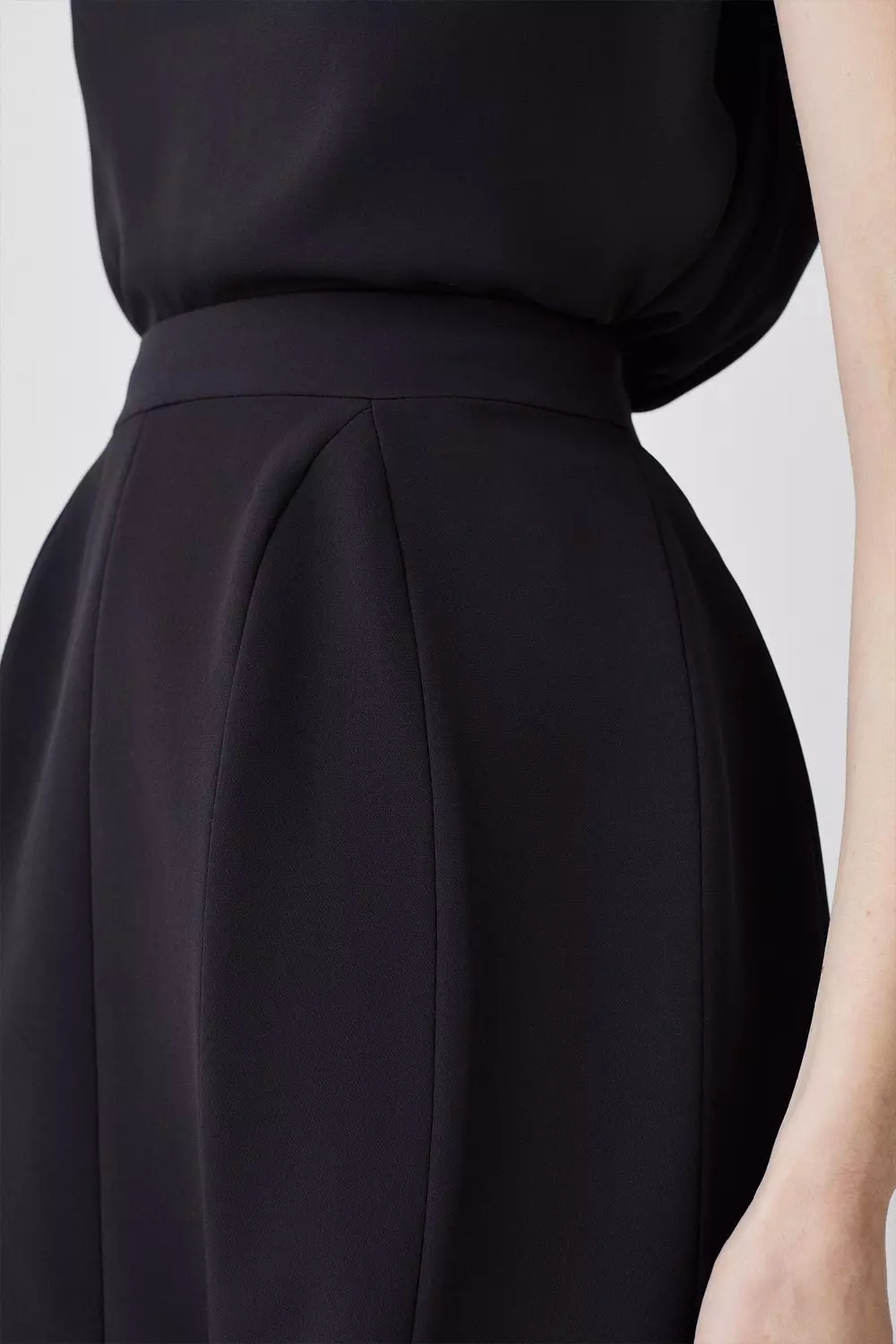 Black Structured Stretch Lantern Mini Skirt  alternative image