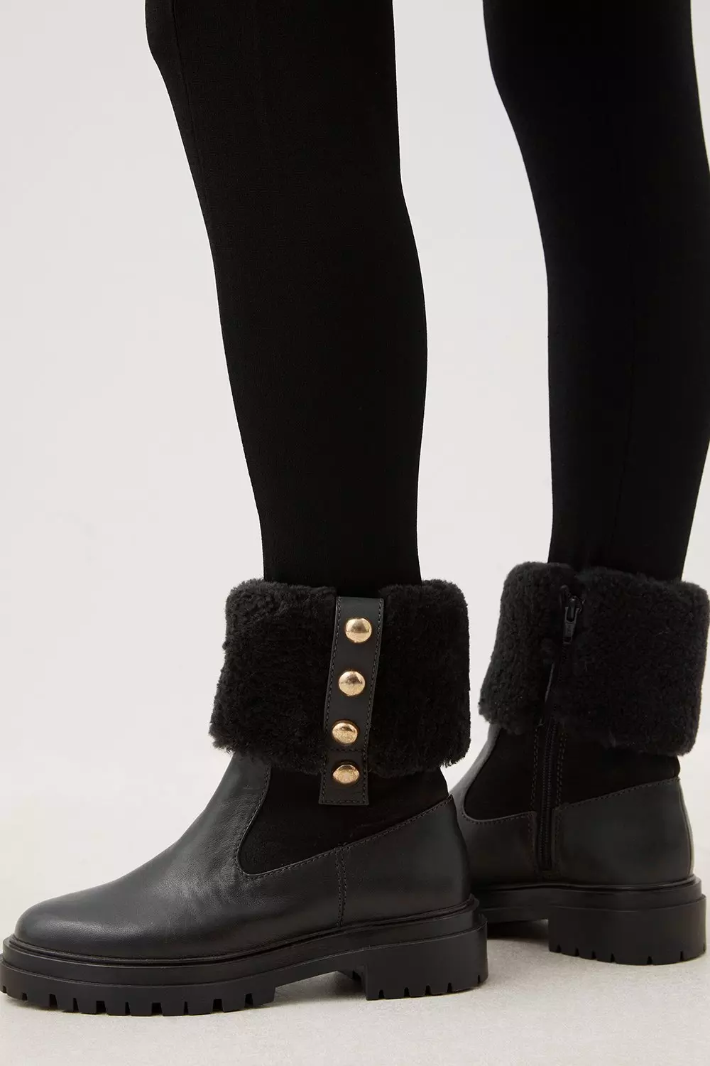Black Shearling Leather Trim Detail Chelsea Boot alternative image