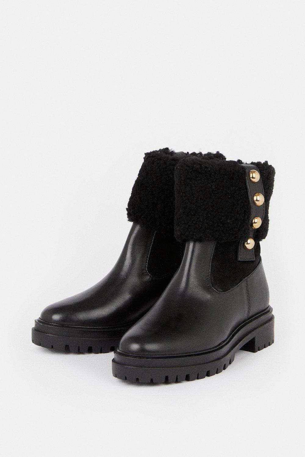 Leather shearling-trimmed snow boots