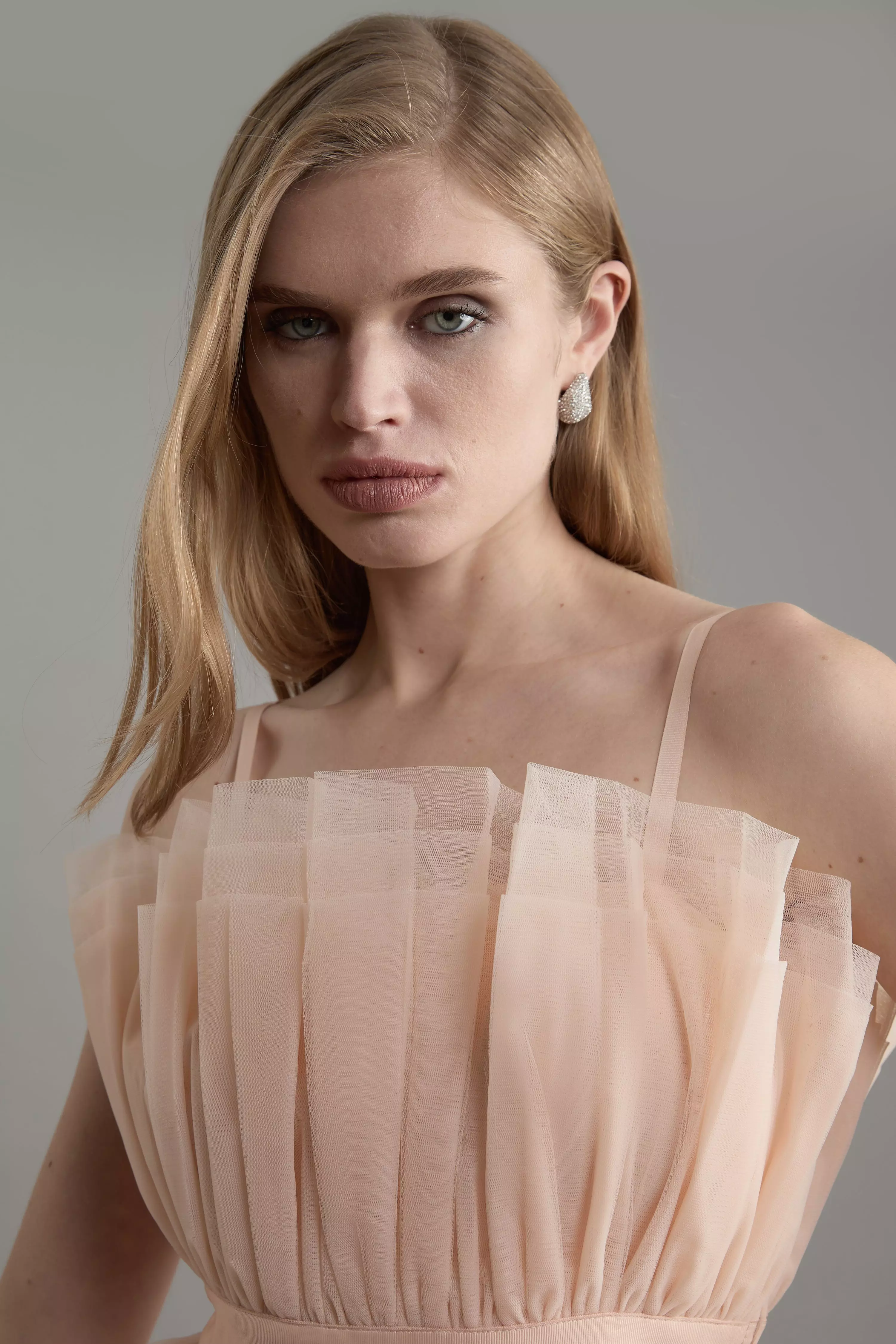 ワンピース Karen Millen Tulle Bandeau Tiered Midi Dress Tulle Bandeau Tiered Midi Dress | Karen Millen