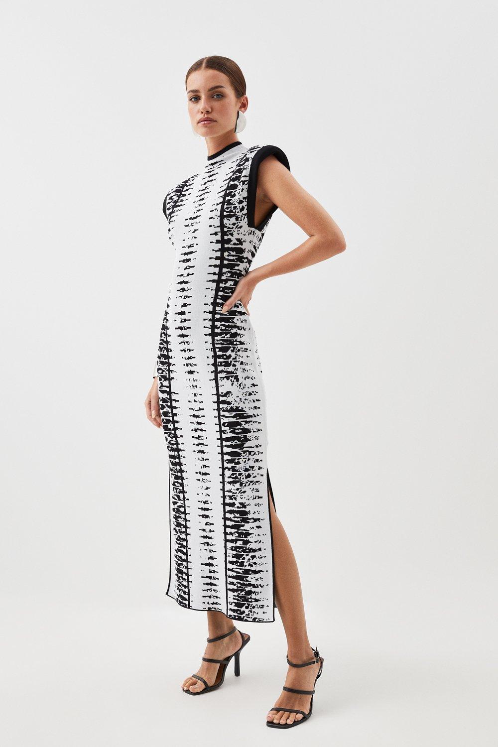 Petite Abstract Jacquard Power Shoulder Midaxi Knit Dress | Karen Millen