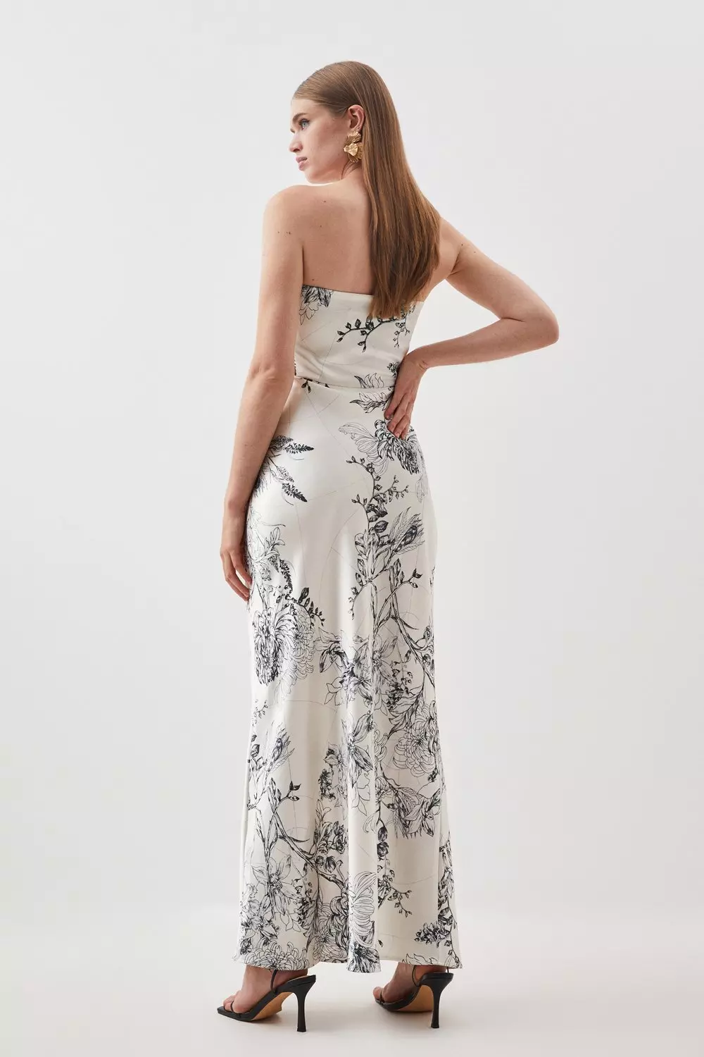 ワンピース Pleated Floral-Print Satin Dress 12794621_2650991.jpg