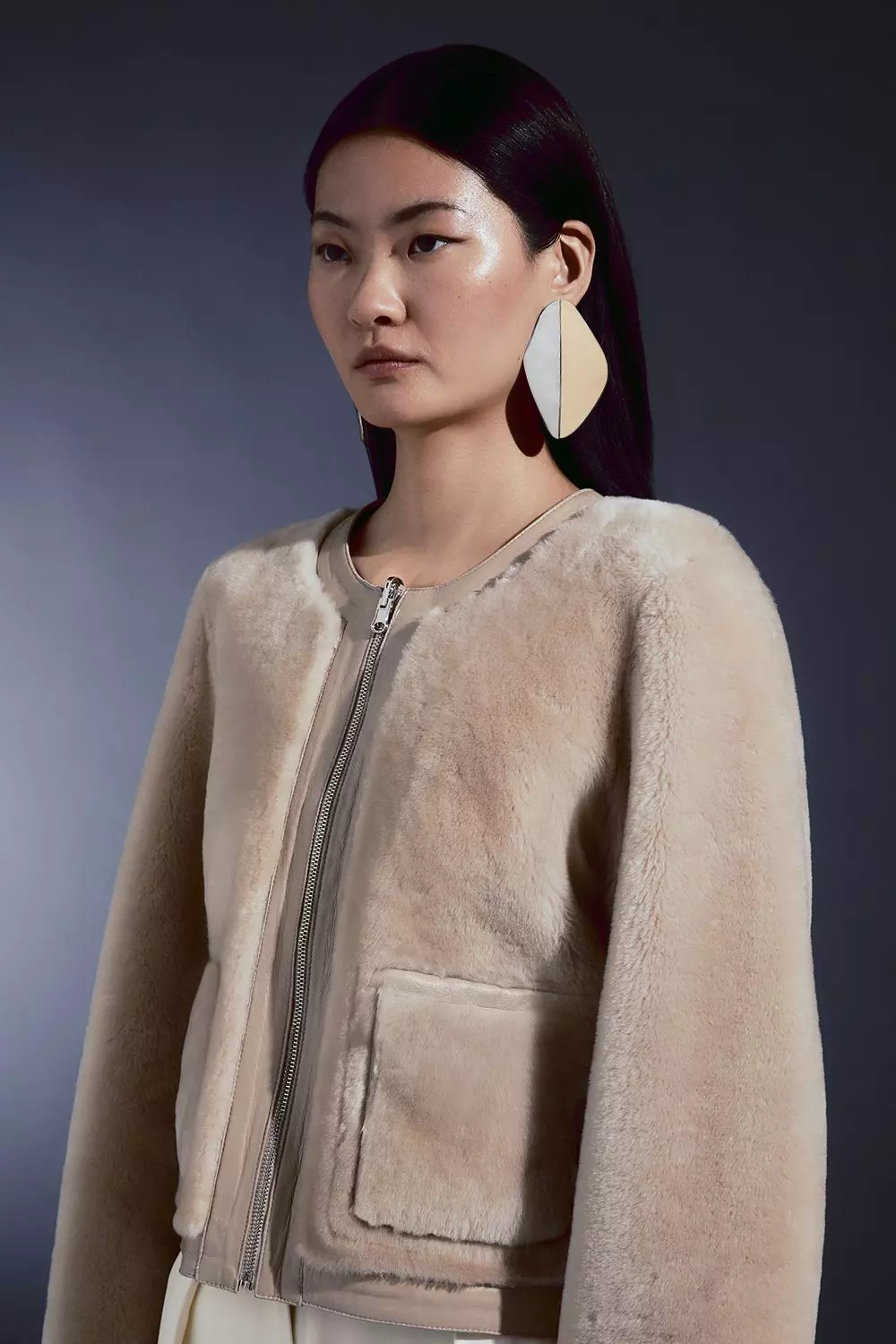 日本未入荷★Karen Millen ファー襟付きムートンジャケット Reversible Shearling Collarless Jacket | Karen Millen