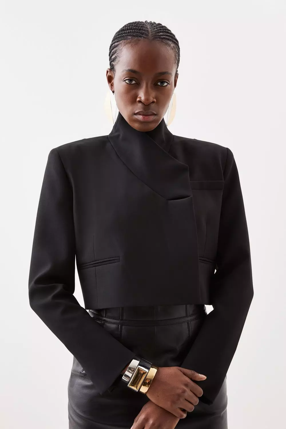 【KAREN MILLEN】コンパクトストレッチ テイラード ブレザー Tailored Compact Stretch Cropped Blazer | Karen Millen