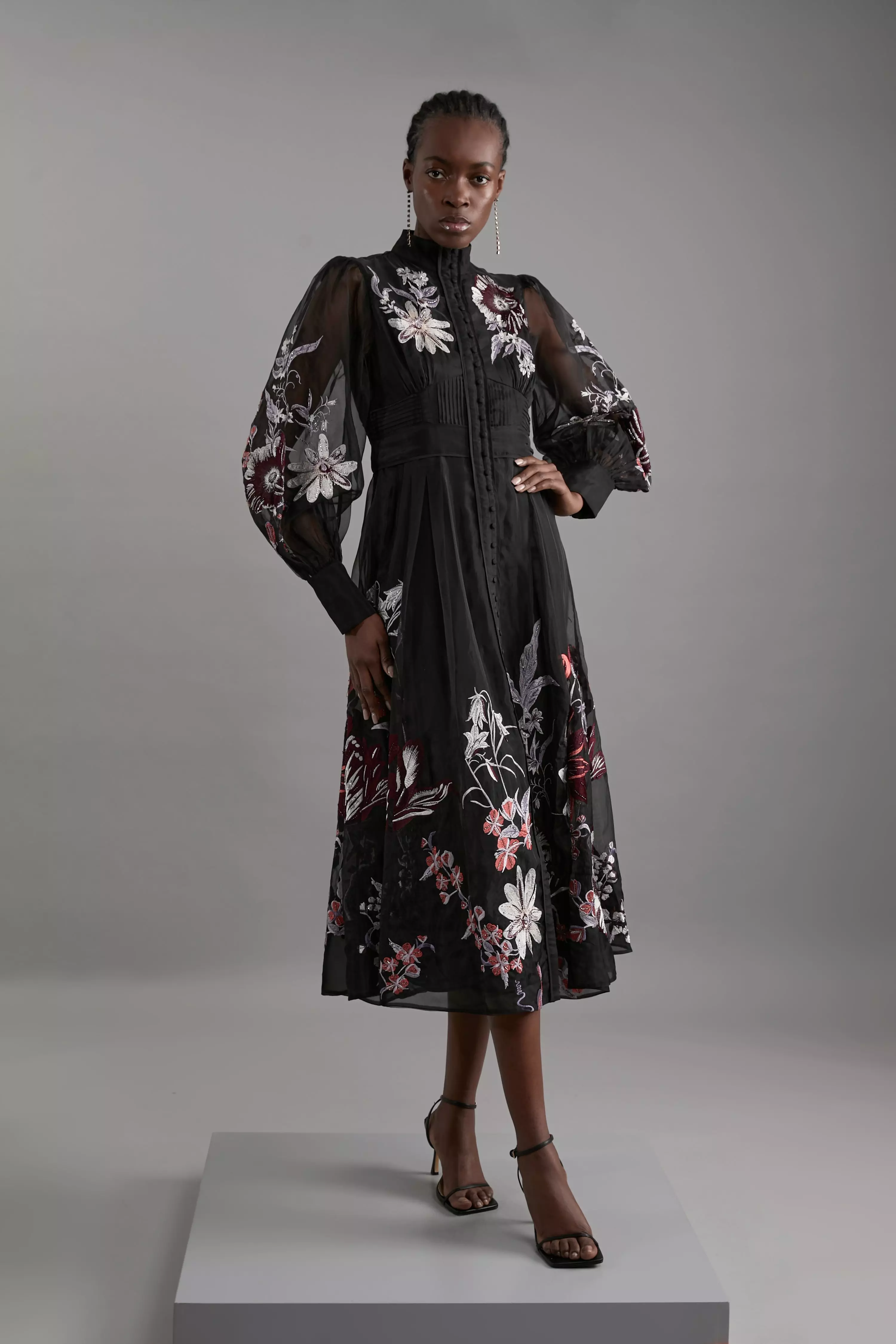 FOURTEENTH PLACE Floral Embroidered Midi Dress Large store