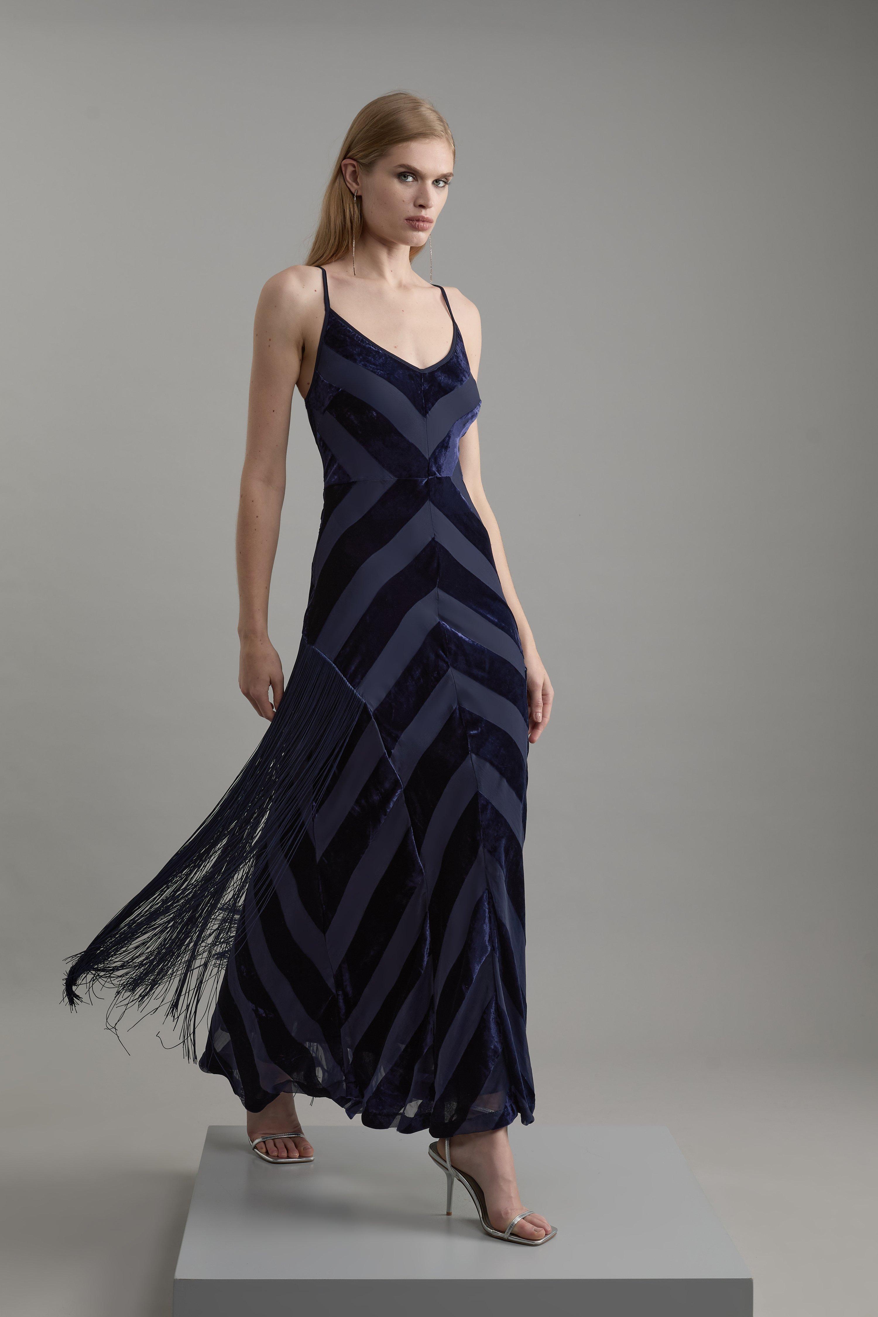 Evening dresses for tall ladies uk hotsell