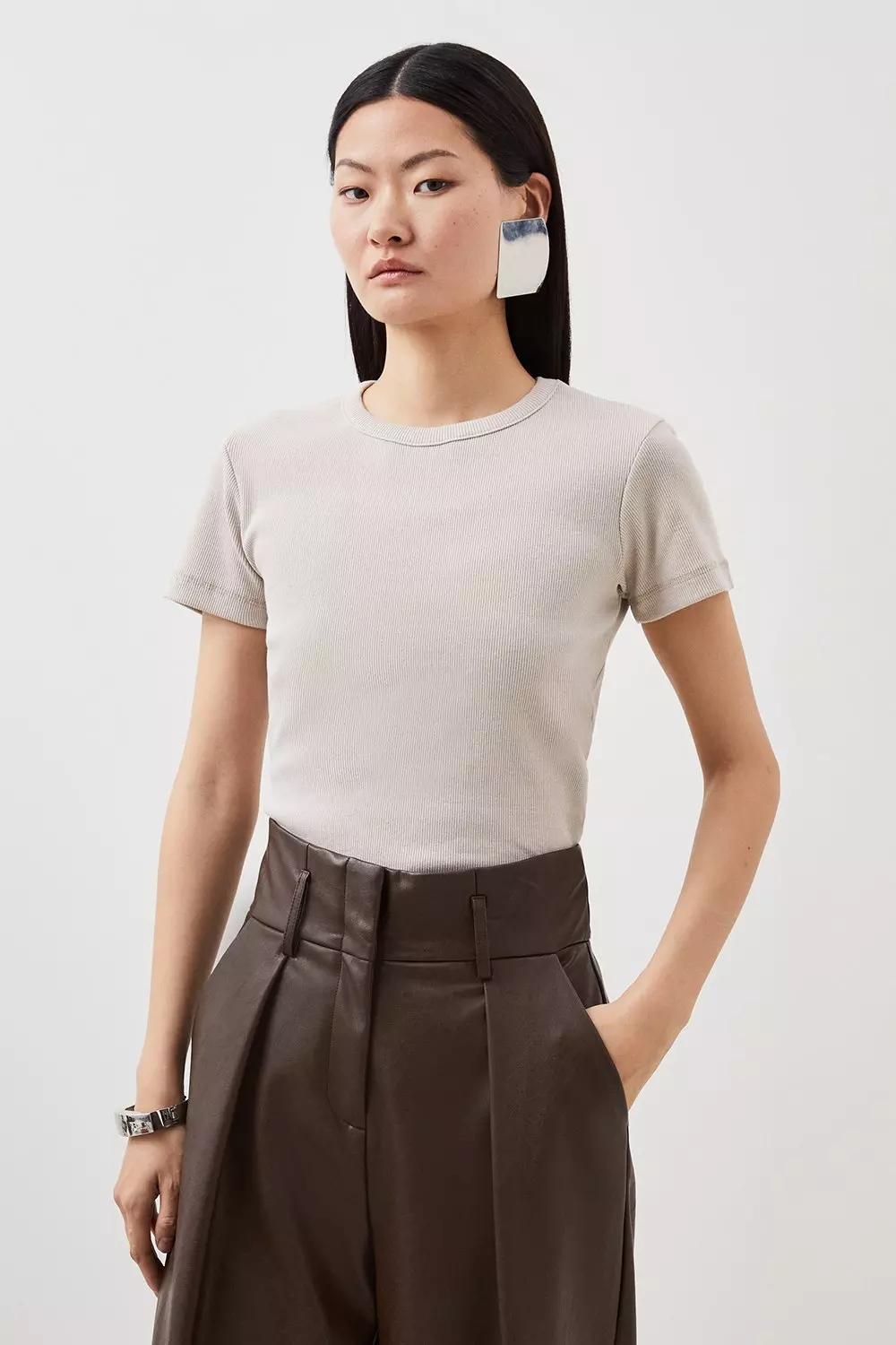 bkk14725_neutral_xl?$