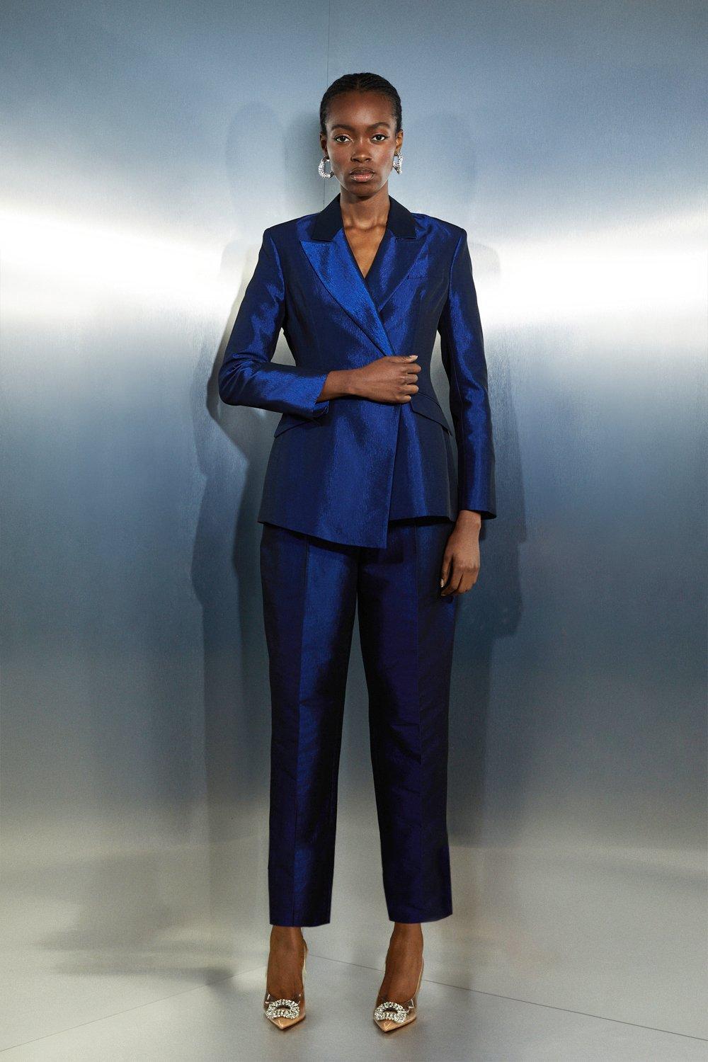 Ladies tailored suit hotsell