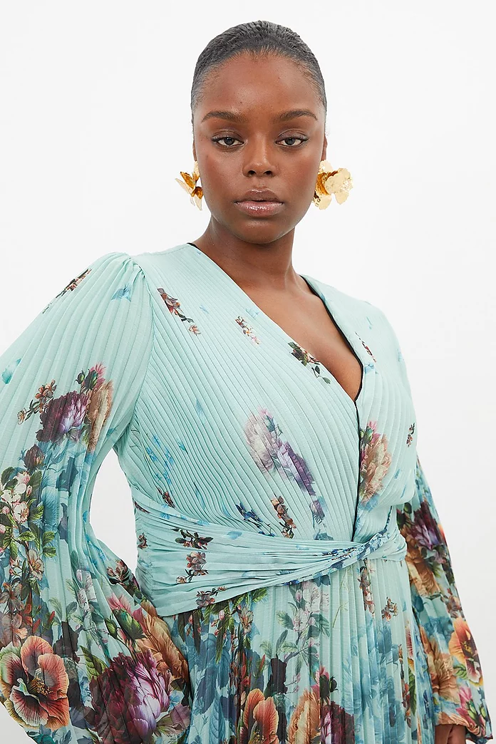 Plus Size Printed Pleated Yoryu Crinkle Cut Out Woven Maxi Plus Size Printed Pleated Yoryu Crinkle Cut Out Woven Maxi