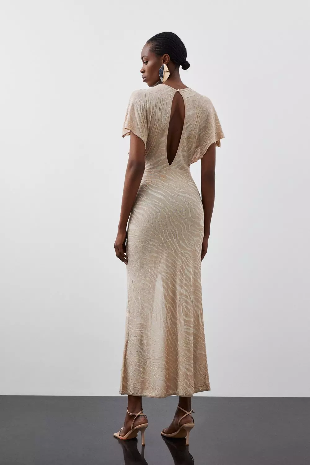 Maxi dress petite with sleeves online