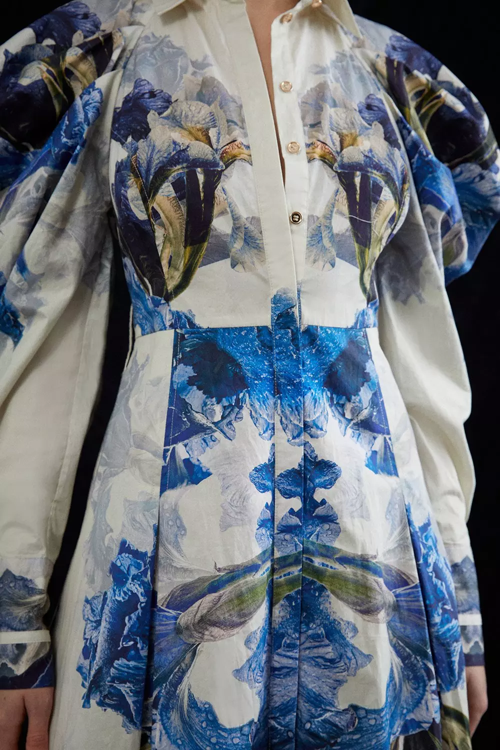 Karen Millen ヴィスコース サテン 美人 ドレス Karen Millen ヴィスコース サテン 美人 ドレス