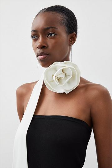 Rosette Neck Tie ivory