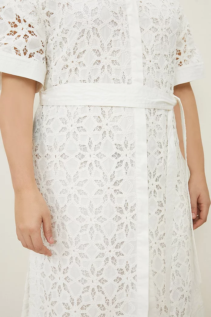 Plus Size Crafted Cotton Embroidery Woven Shirt Midi Dress Plus Size Crafted Cotton Embroidery Woven Shirt Midi Dress