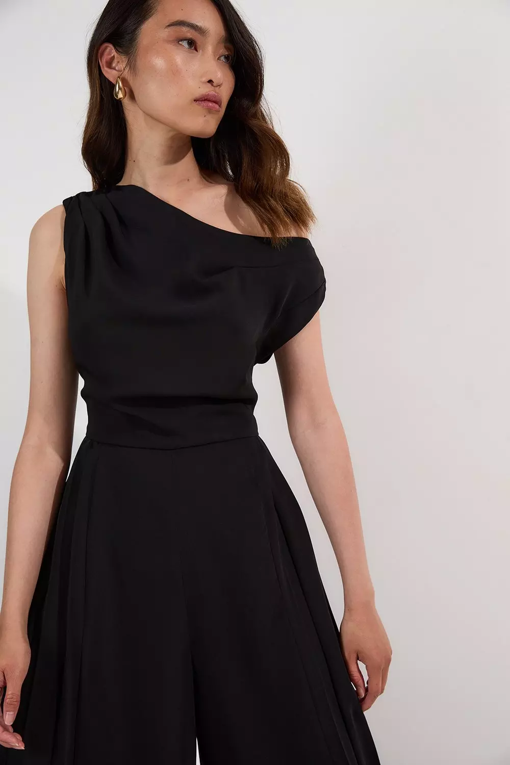 美品 CURTAIN SHOULDER ROMPERS 美品 CURTAIN SHOULDER ROMPERS