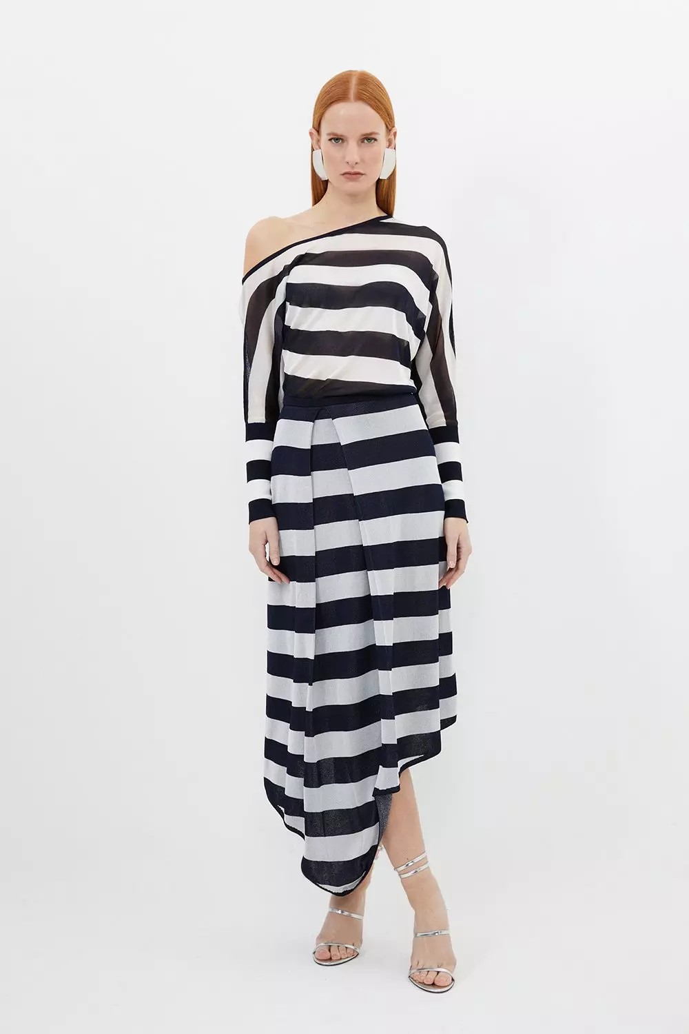 ストゥディオス　Asymmetric Tailored Dress ZW COLLECTION ASYMMETRIC WRINKLED DRESS - Oyster-white