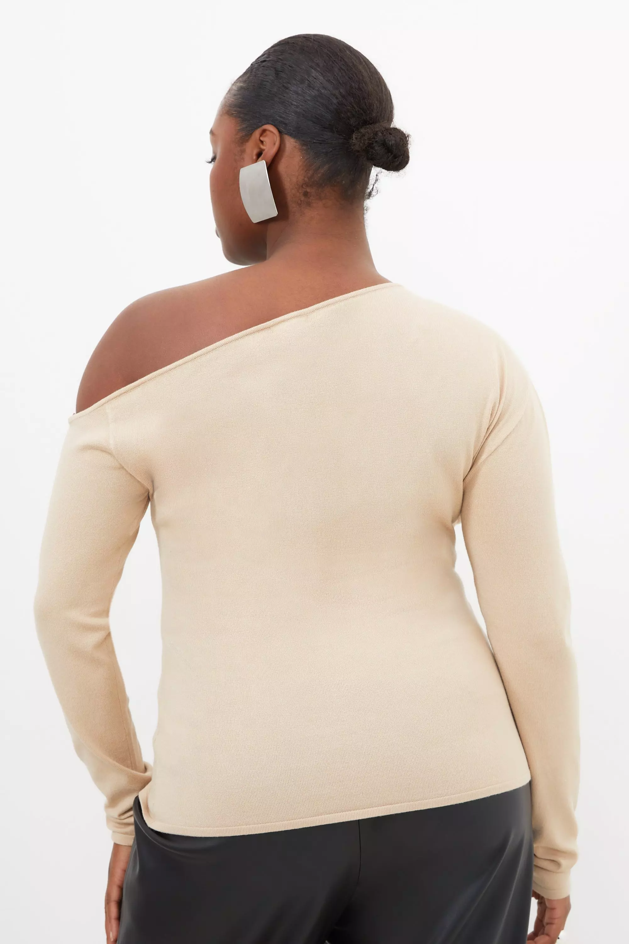 Plus Size Viscose Blend Off Shoulder Knit Top | Karen Millen