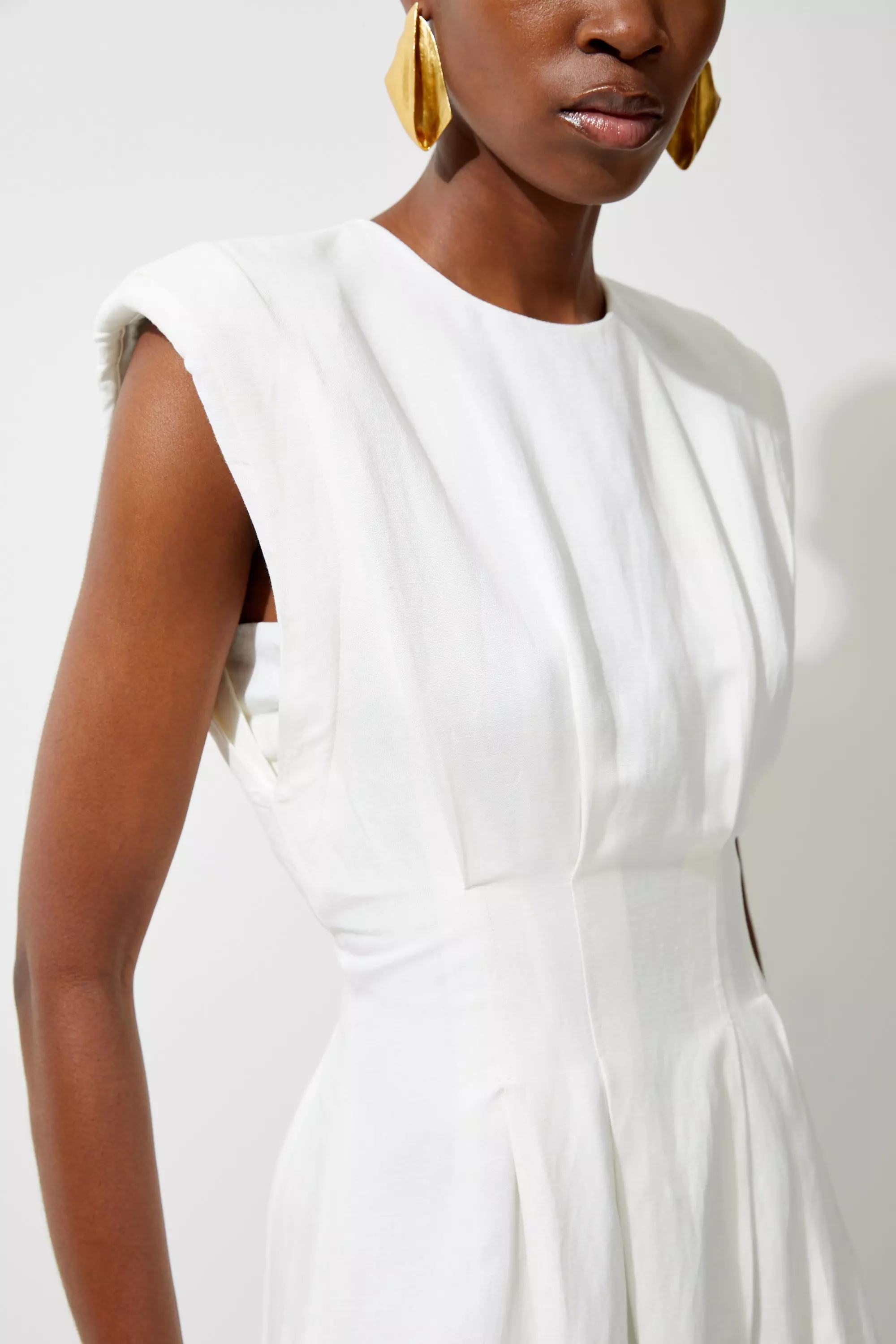 Petite Viscose Linen Woven Pintuck Midi Dress | Karen Millen