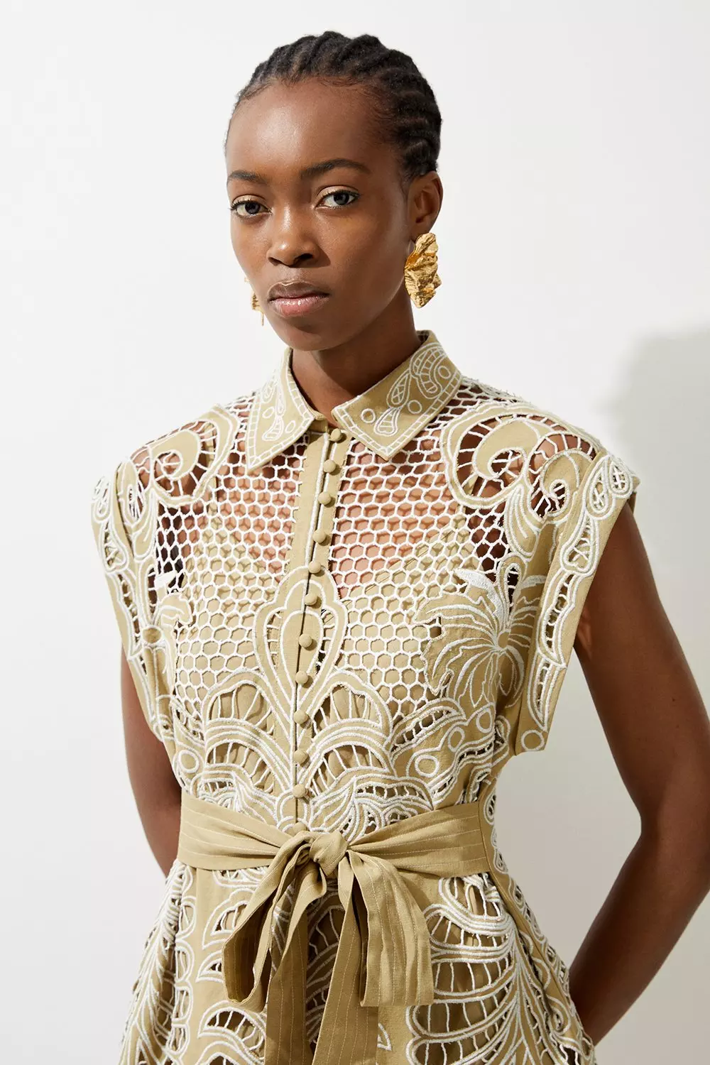 KAREN MILLEN 日本未入荷 タイ 襟 カットワーク 半袖 ポケット KAREN MILLEN Cotton Cutwork Shell Top in White | endource