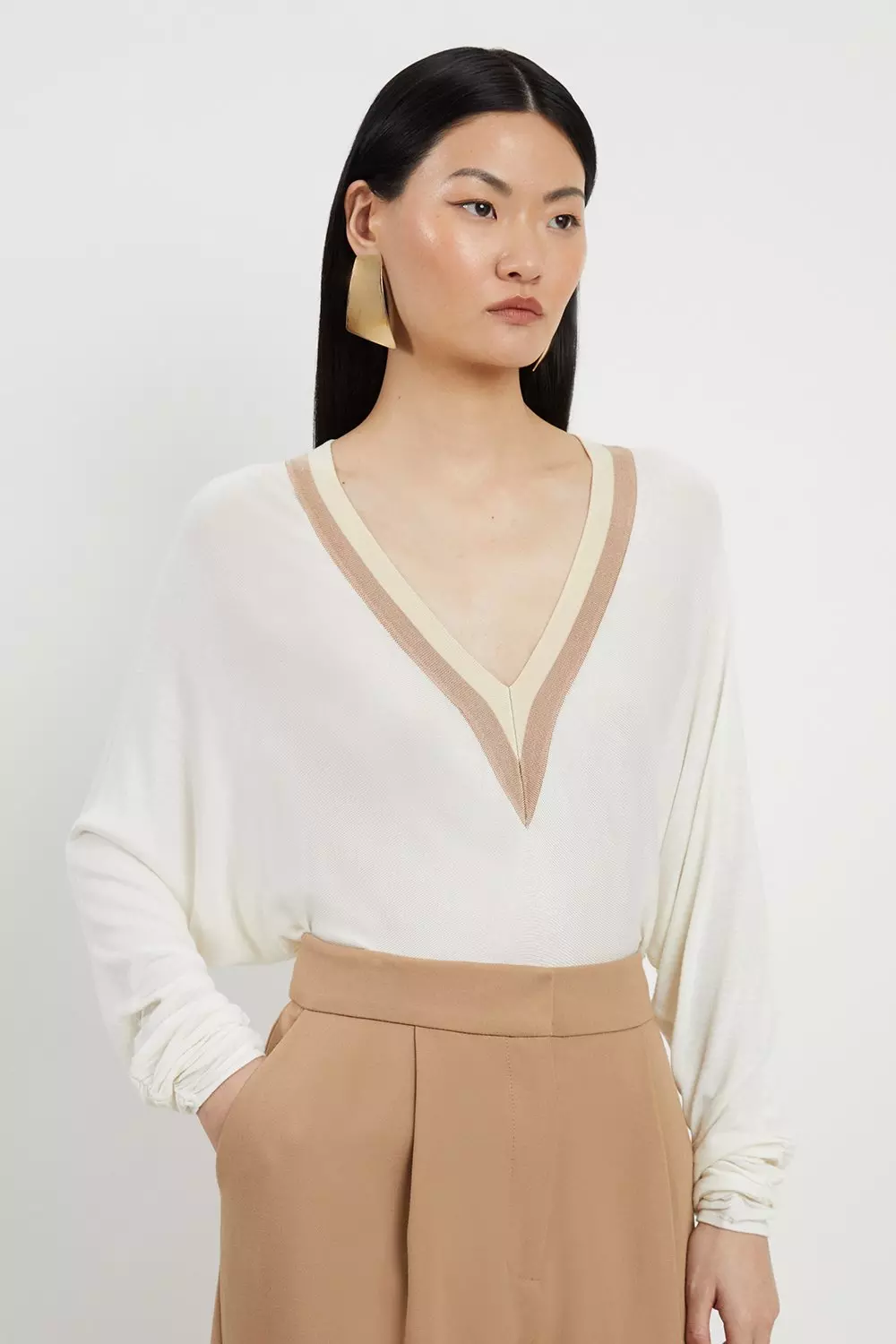 Natural Prep Detail V Neck Knit Top  alternative image