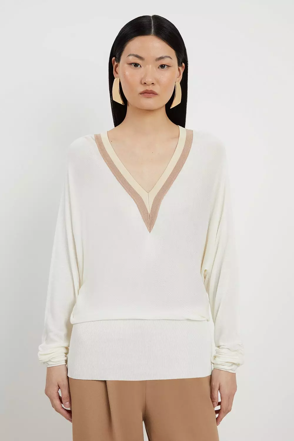 Natural Prep Detail V Neck Knit Top  alternative image