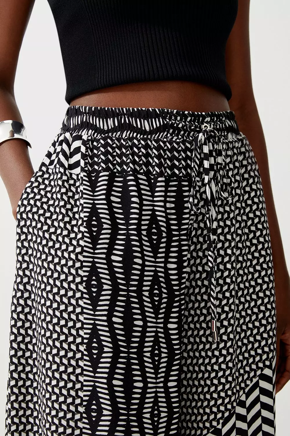 Geo Printed Morocain Woven Wide Leg Pants | Karen Millen