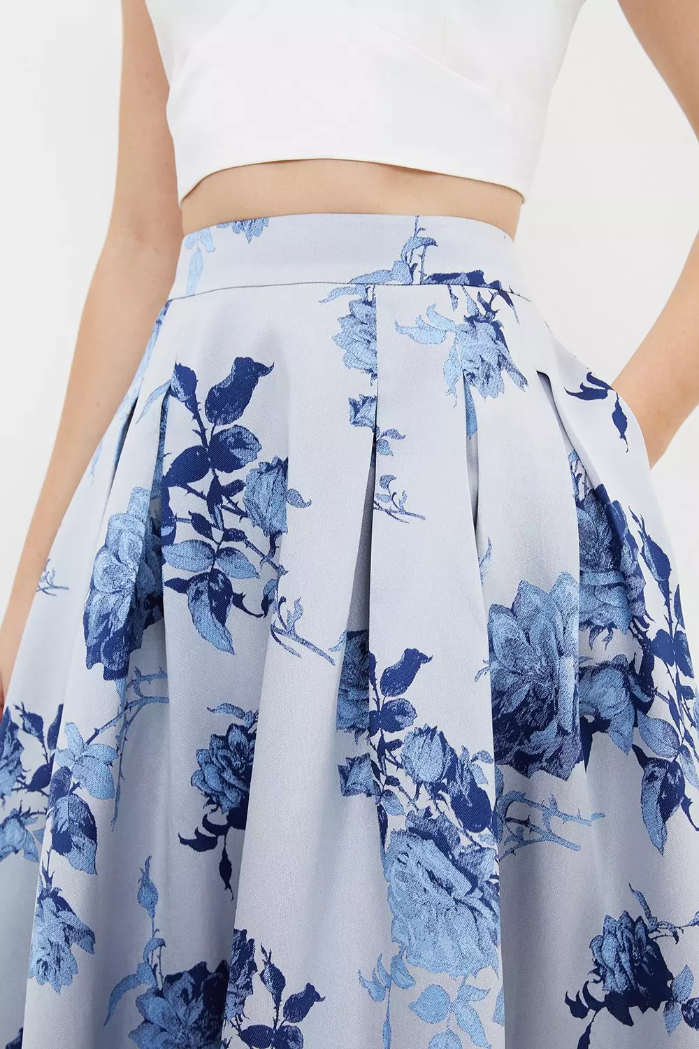 Blue Jacquard Woven Midi Skirt alternative image