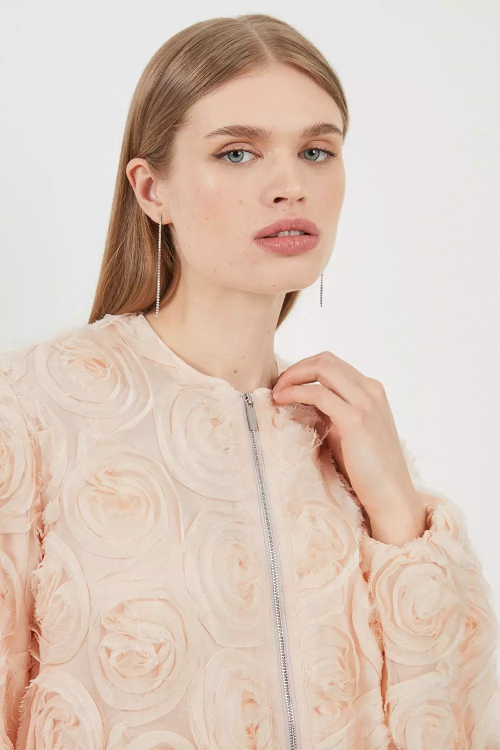 KAREN MILLEN フェイクファー トグル留め襟付き ジャケット Crinkle Rosette Woven Bomber Jacket | Karen Millen