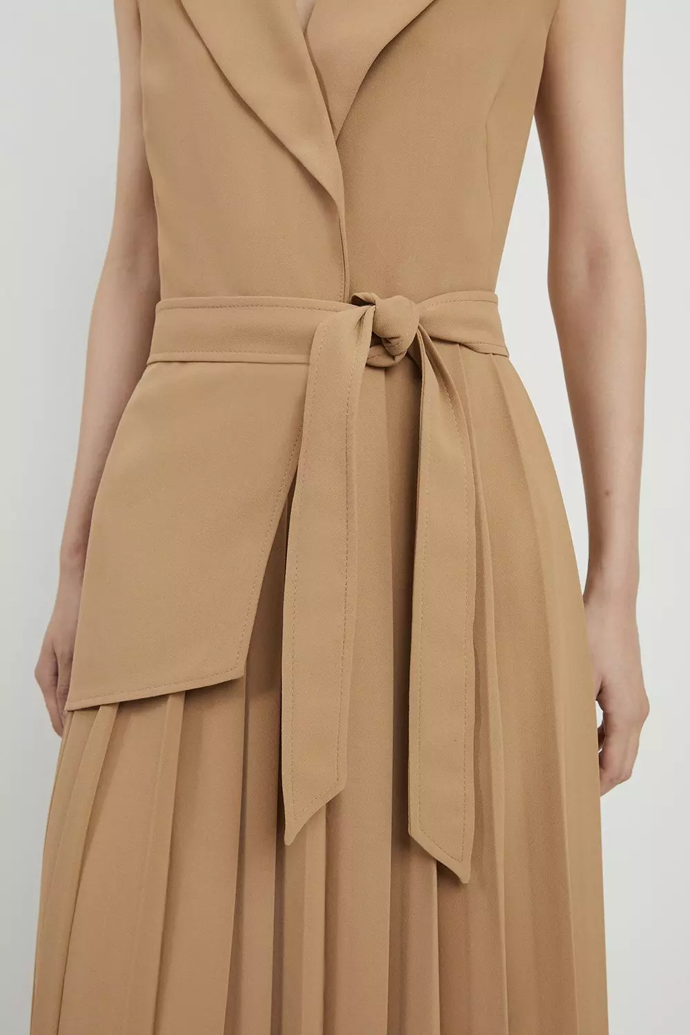 Karen Millenトールミリタリープリーツノースリーブミディドレス KAREN MILLEN 後ろ姿も可愛い テーラード ノースリーブミディ