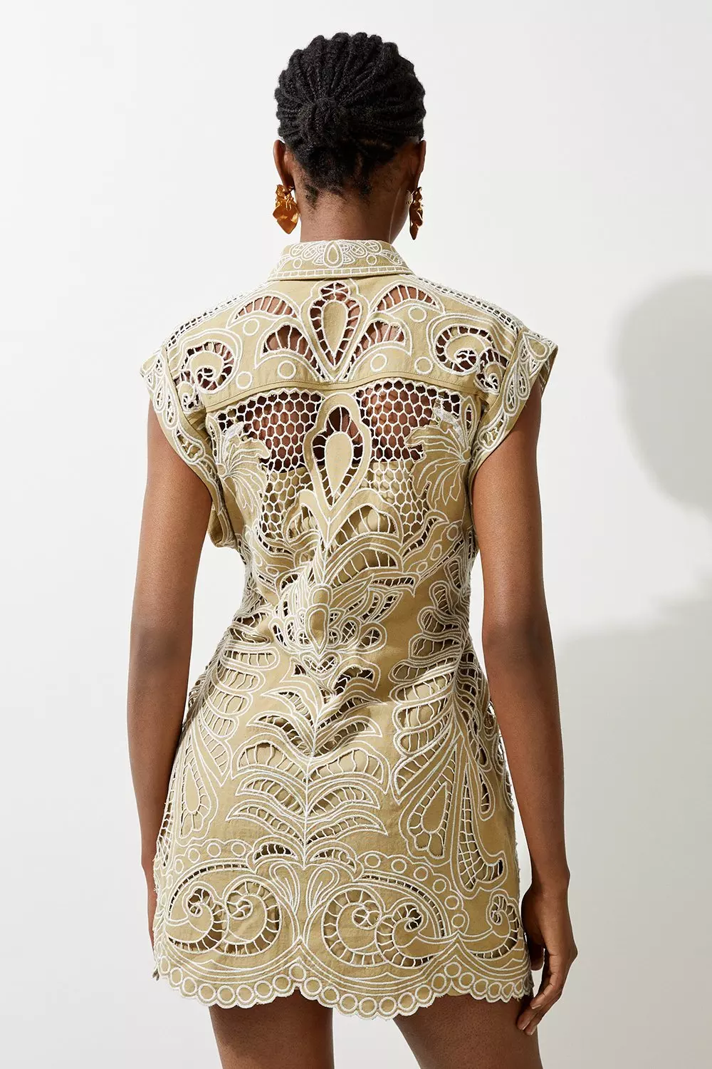 【Karen Millen】カットワーク ブロイダリー ティアードドレス Petite Lydia Millen Cutwork Woven Maxi | Karen Millen