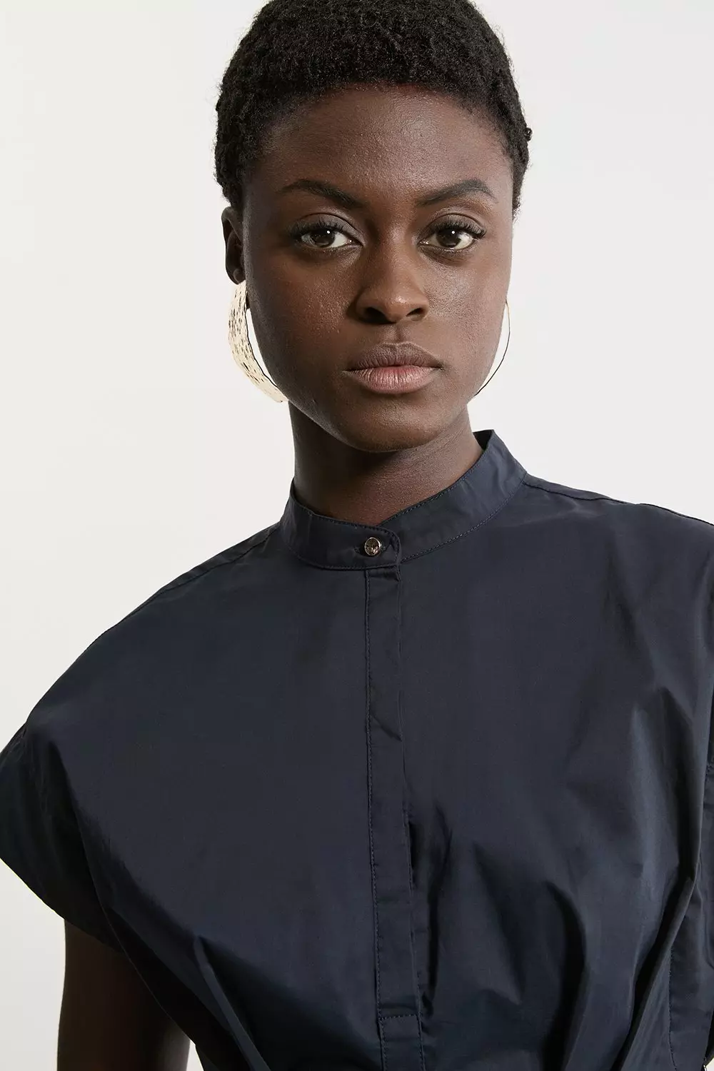 ✨極美品✨24SS✨MHL. PROOFED COTTON POPLIN poplin-cap-sleeve-buttoned-