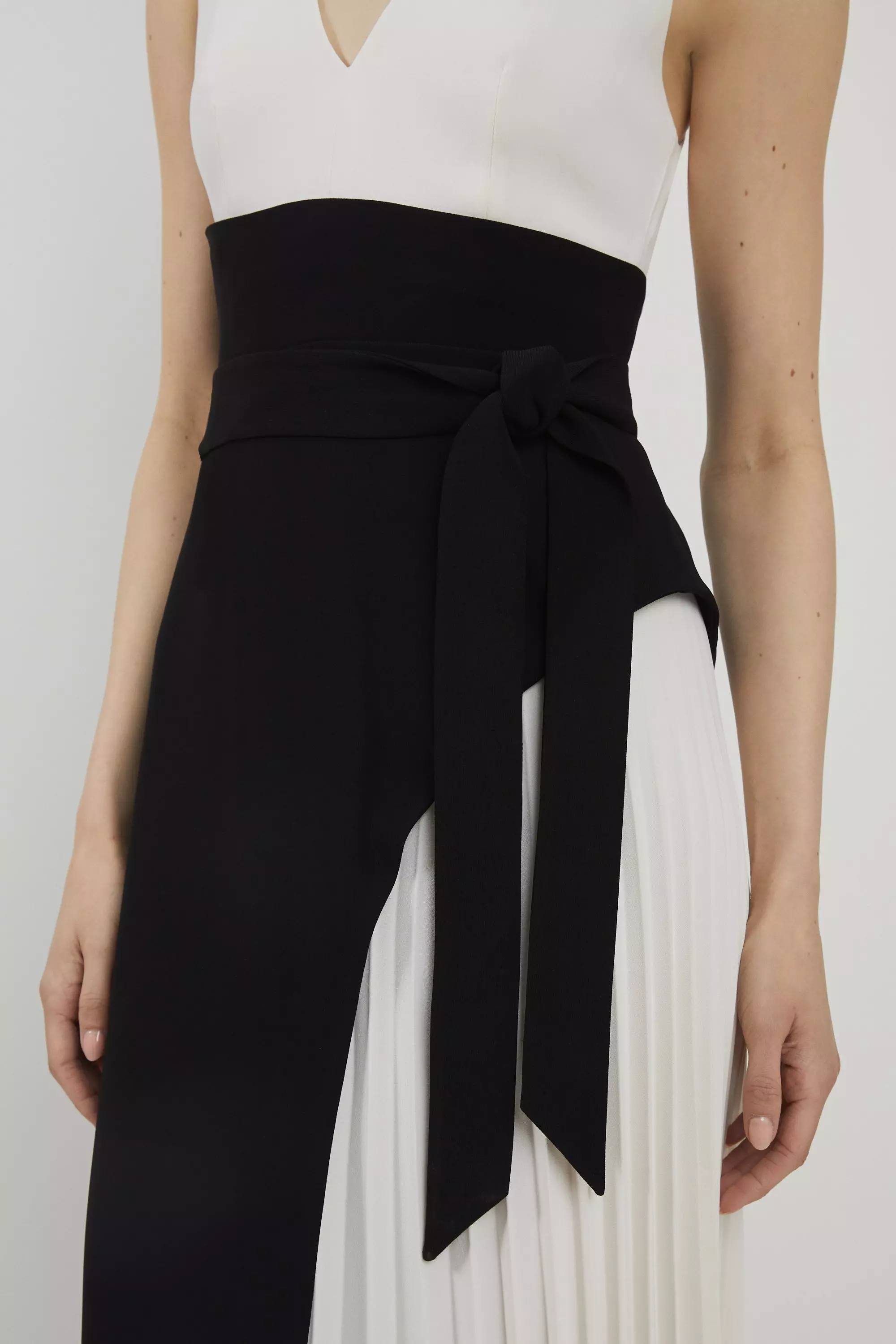 【KAREN MILLEN】ストレッチ テーラード カラーブロック ミディ bkk16775_midnight_xl?$