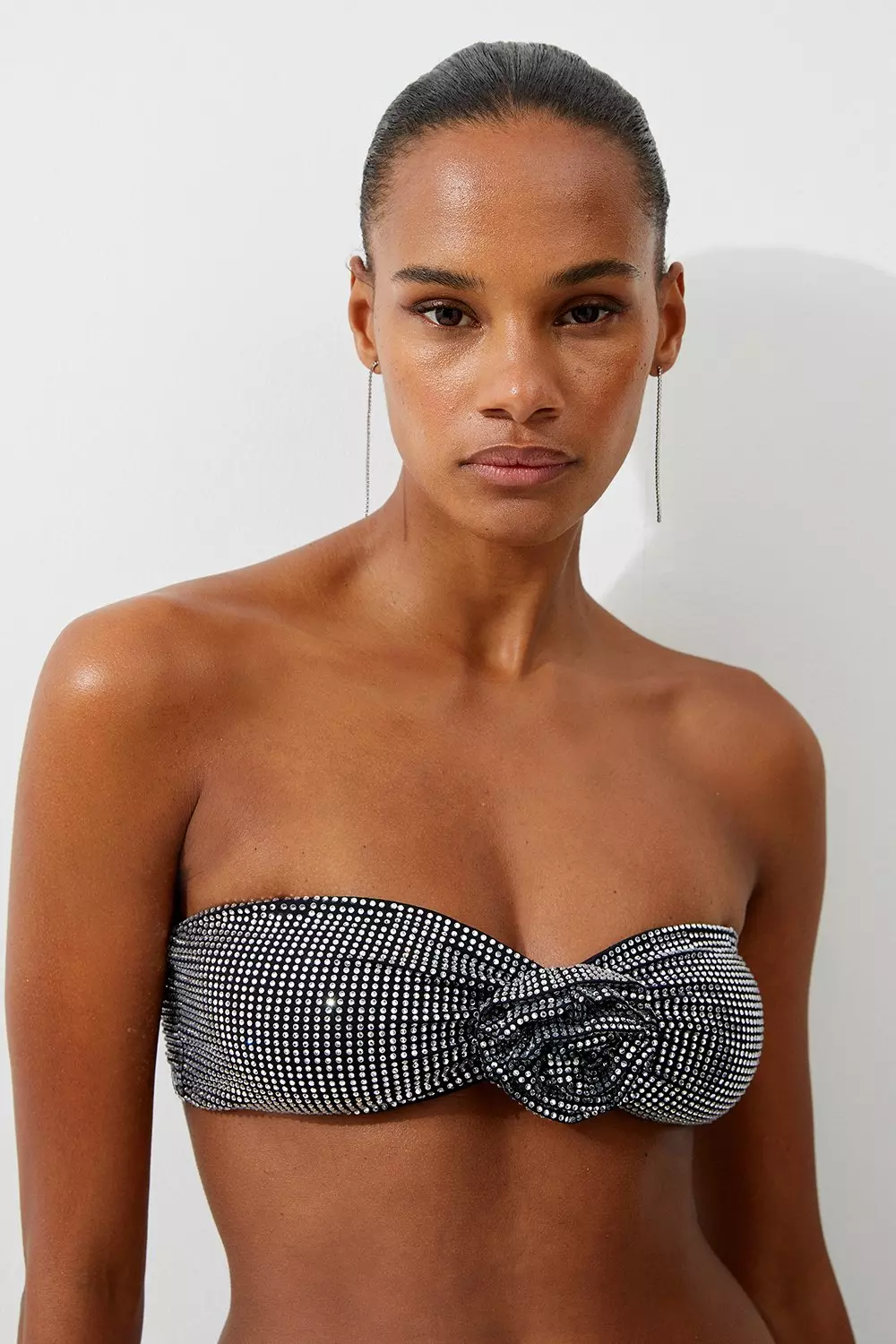 ★Karen Millen★ビーチジョーゼットミラーローズバルドートップ Premium Embellished Rosette Bandeau Bikini Top | Karen Millen