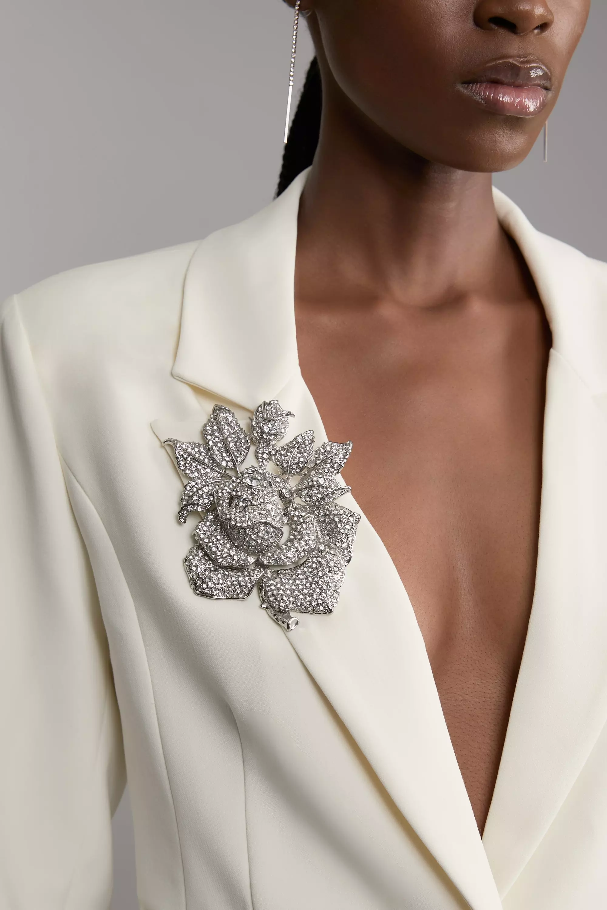 英国【Karen Millen】花柄クリスタル装飾 ブレザージャケット KAREN MILLEN Crystal Embellished Embroidered Double Breasted