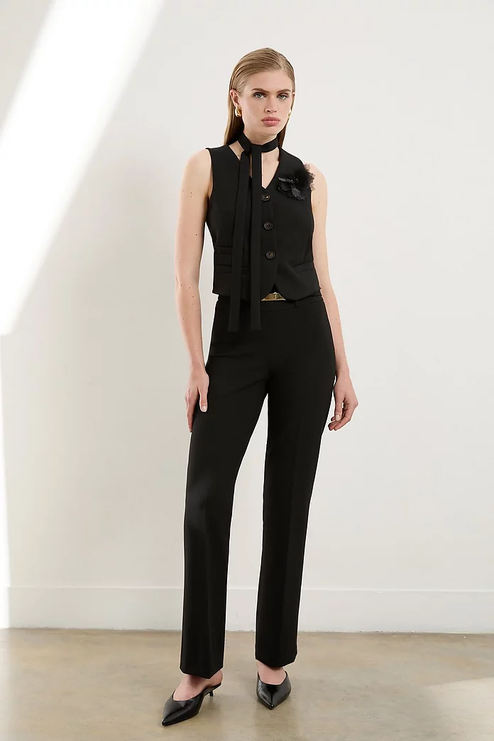 The Founder Compact Stretch Neck Tie Detailed Rosette Vest The Founder Compact Stretch Neck Tie Detailed Rosette Vest