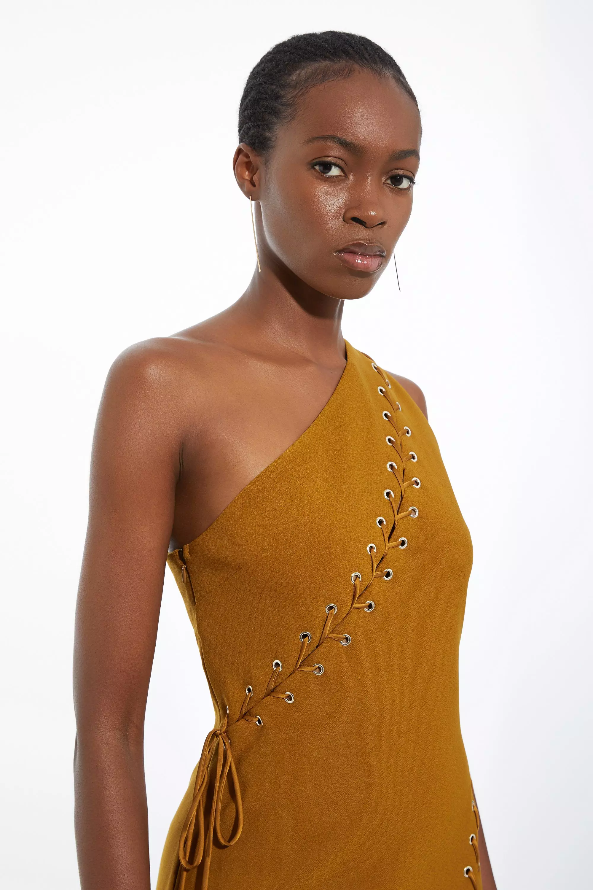 Petite Figure Form Laced Detail Woven One Shoulder Midi