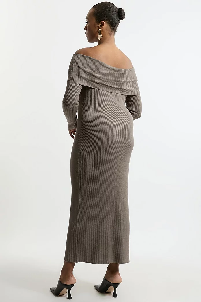 Plus Size Viscose Blend Rib Detail Off The Shoulder Knit Plus Size Viscose Blend Rib Detail Off The Shoulder Knit