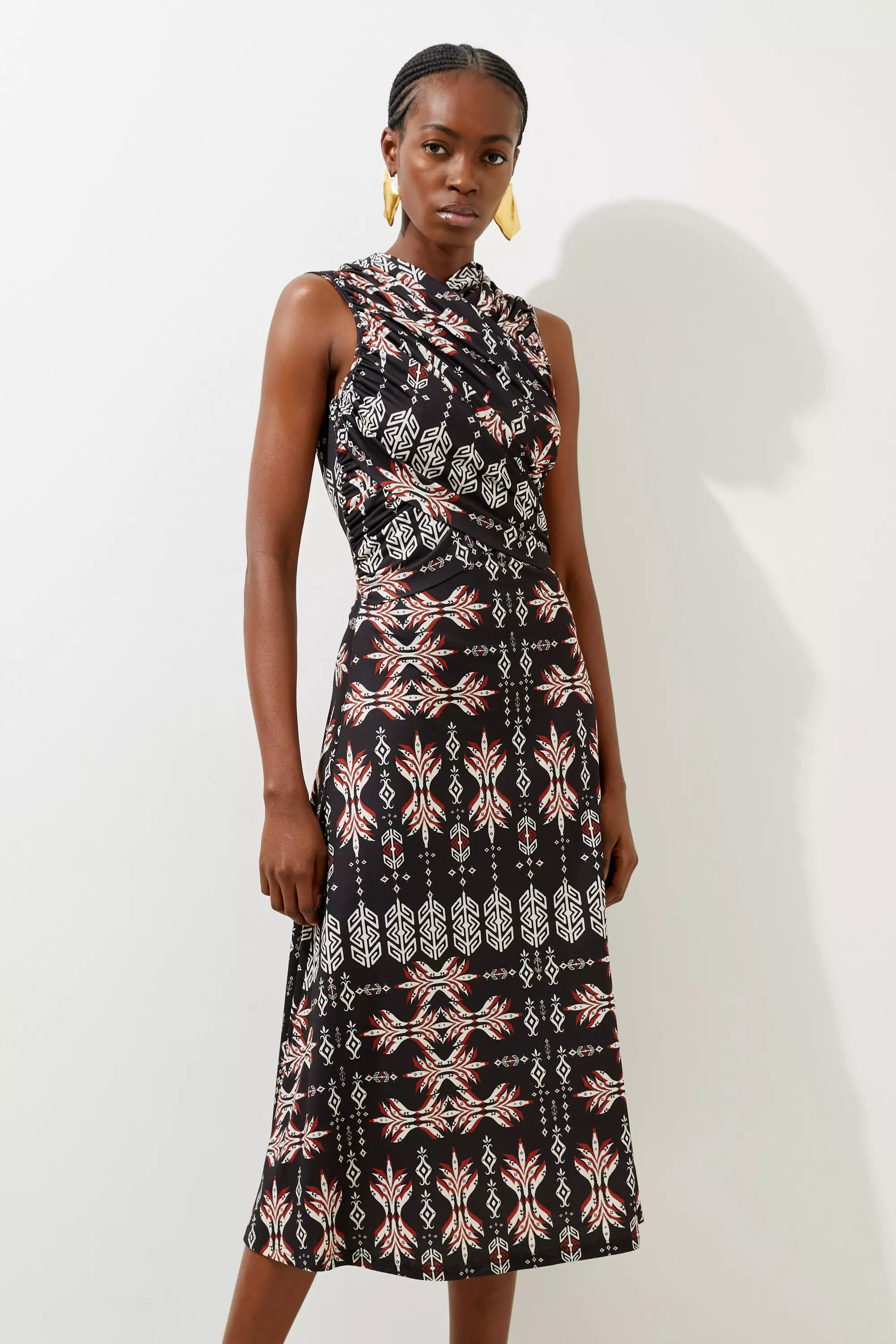 ★Karen Millen★ Textured Jersey Dramatic Hem Maxi Dress Textured Jersey Dramatic Hem Maxi Dress | Karen Millen